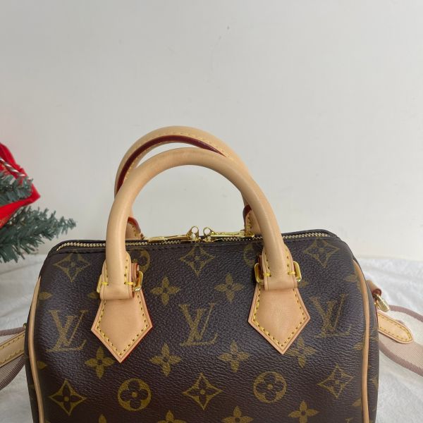 【12期0利率】LV SPEEDY 20 奶茶色【23年2月巴黎購證】【9成新】 