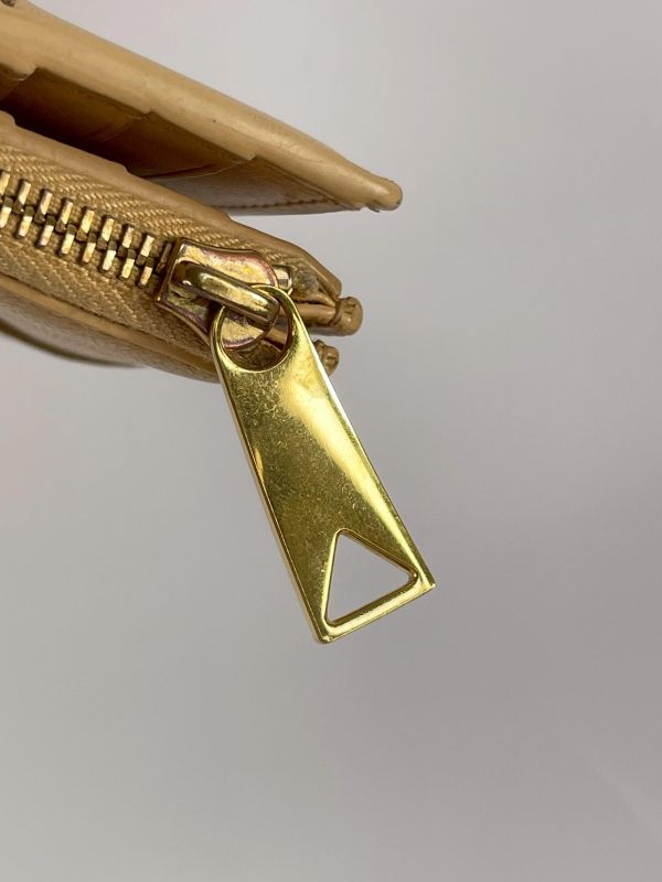 【85成新】BV 大編織對開零錢短夾 