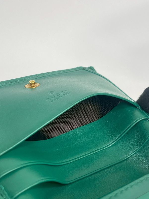 【9成新】GUCCI Marmont 愛心兩摺拉鍊零錢袋短夾 