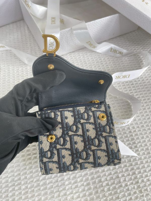 【分期0利率】Dior Saddle Lotus三折短夾【99成新】 