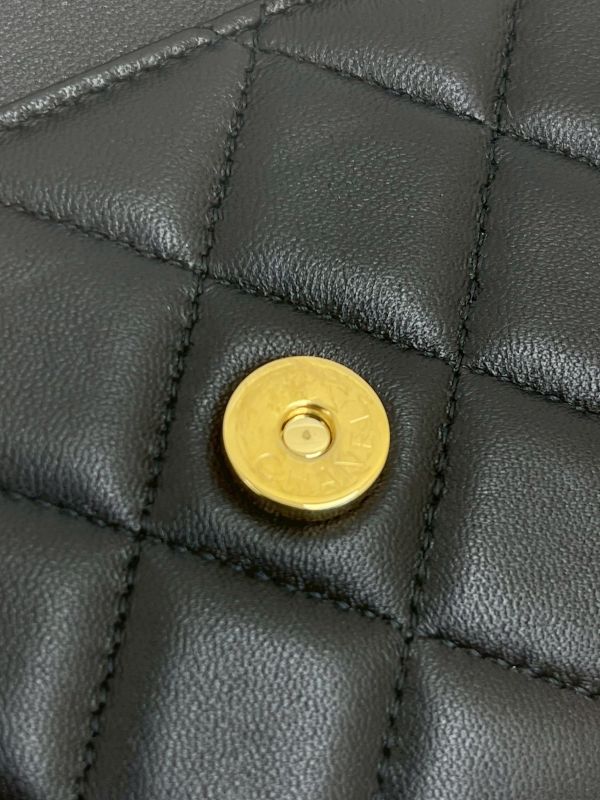 【95成新】CHANEL  WOC 羊皮金扣 