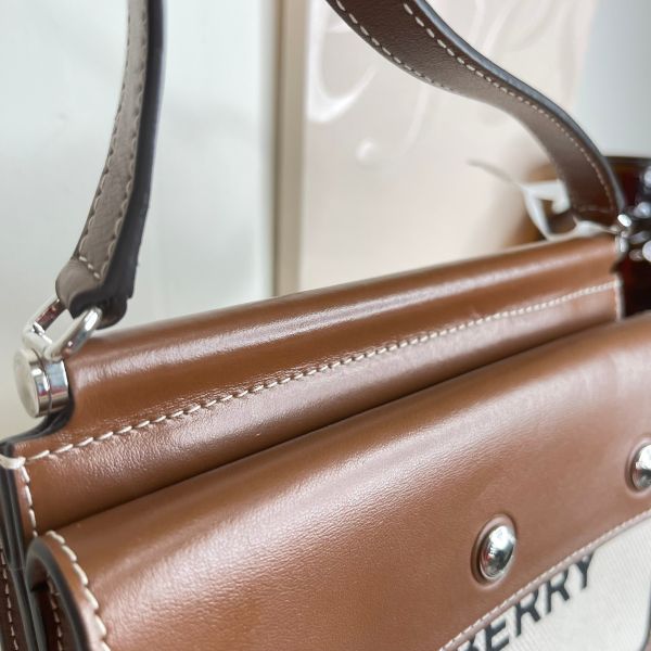 【12期0利率】BURBERRY MINI HORSEFERRY斜背包【99成新】 