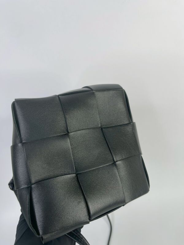 【95成新】BV CASSETTE 大編織水桶包 小號 