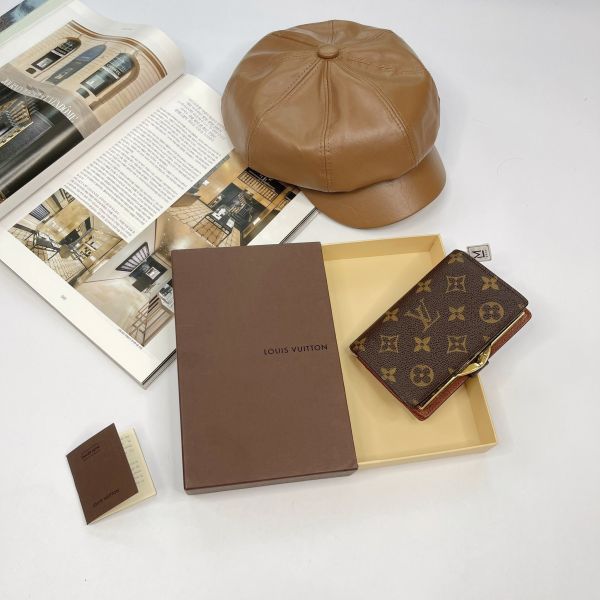 【12期0利率】LV  VTG老花零錢蝴蝶扣中夾【95成新】 