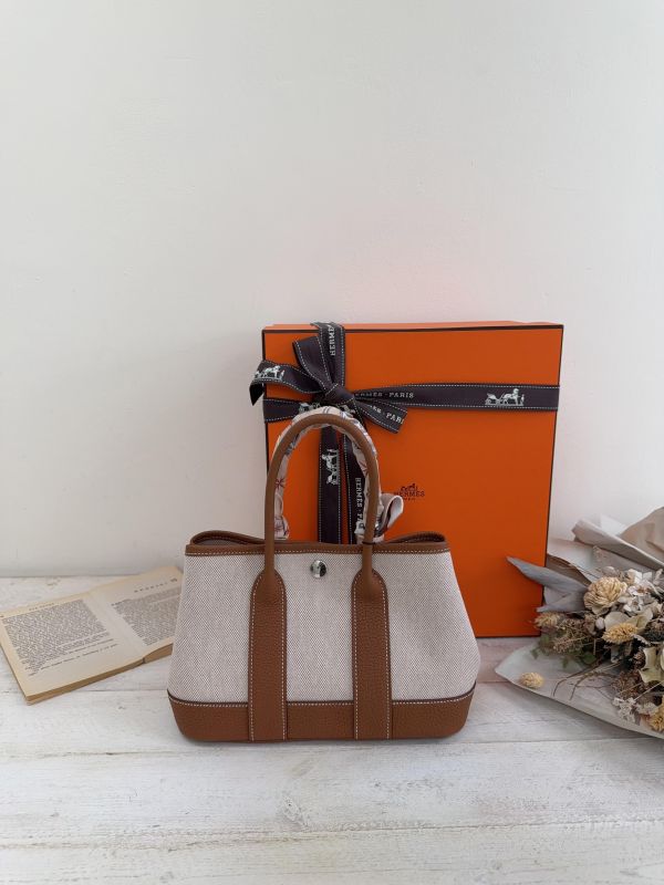 【未使用閒置品】HERMES Neo Garden 23 