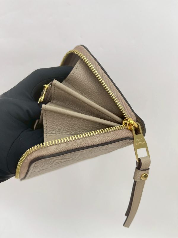 【全新品】LV ZIPPY 