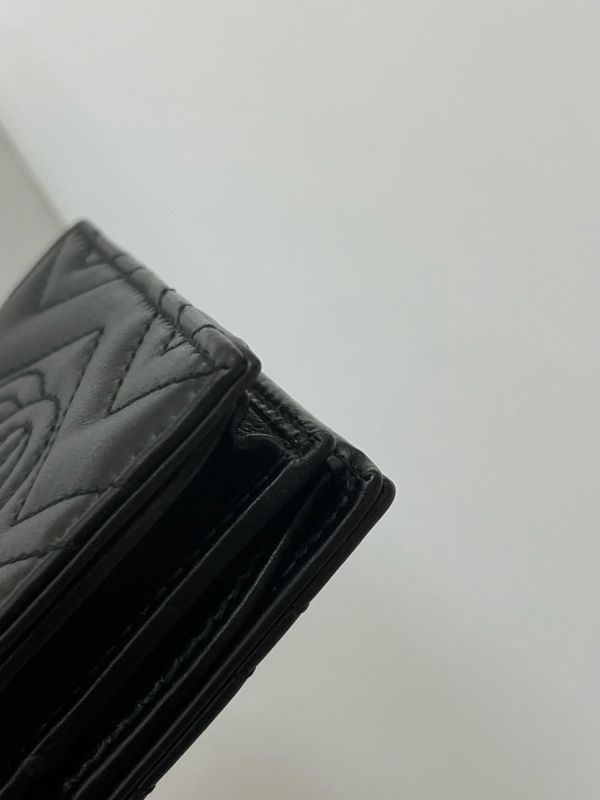 【9成新】GUCCI Marmont 愛心兩摺拉鍊零錢袋短夾 