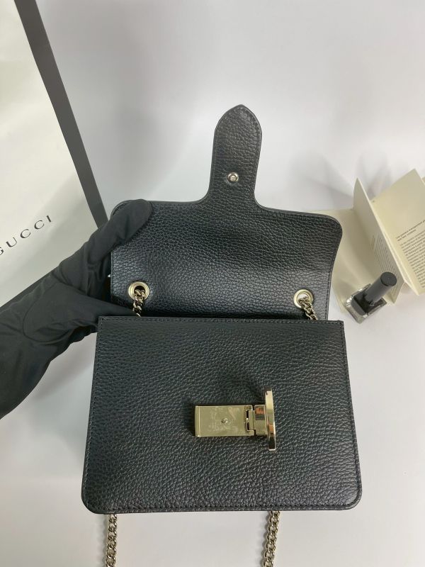 【分期0利率】GUCCI 雙G扣 荔枝牛皮雙層鍊條斜背包【95成】 