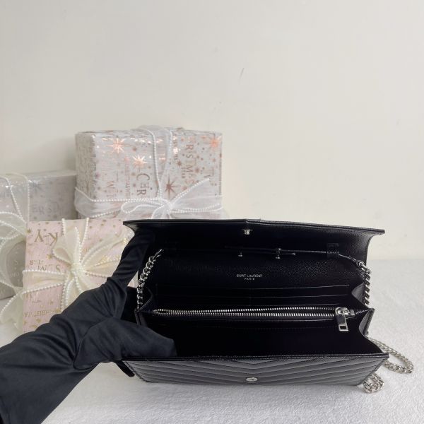 【12期0利率】YSL WOC 魚子醬鍊包 銀扣22.5CM【台灣購證】【95成新】 
