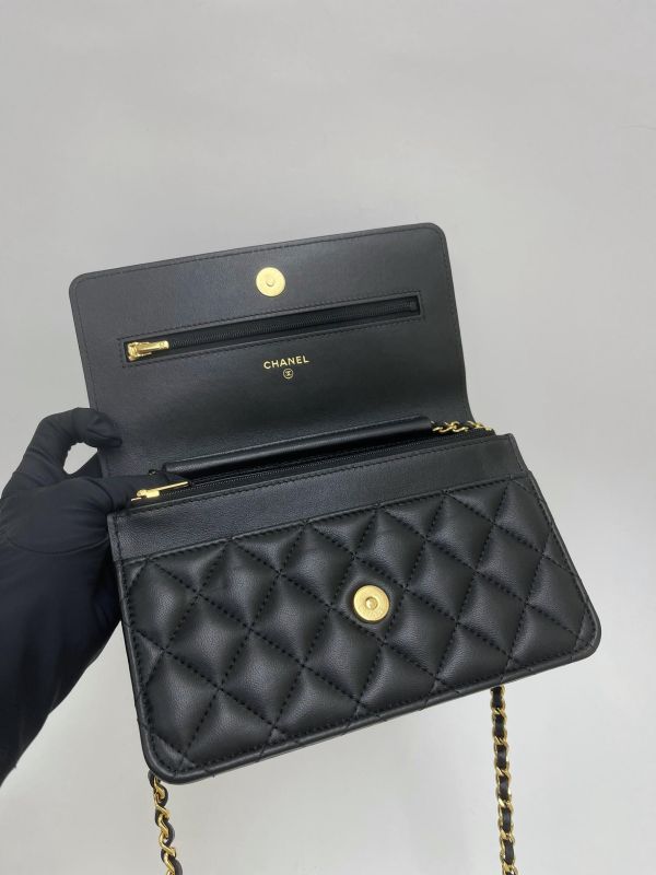 【99成新】CHANEL  WOC 羊皮金扣 