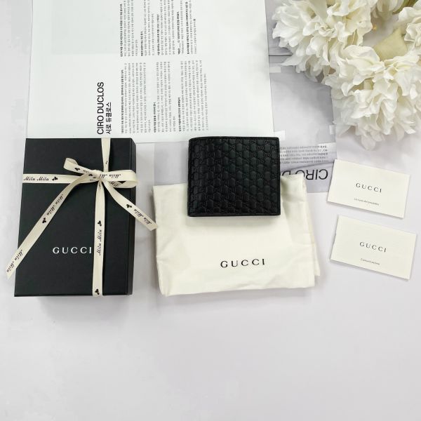 【12期0利率】【全新品】GUCCI經典滿版牛皮雙 G 壓紋零錢短夾【現金價11800】 