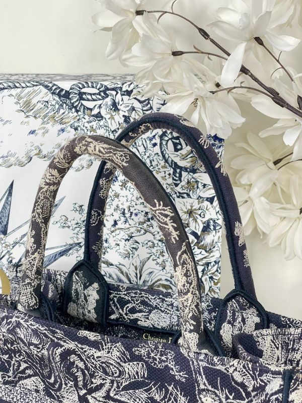【分期0利率】DIOR BOOK TOTE 小型托特包【95成新】 