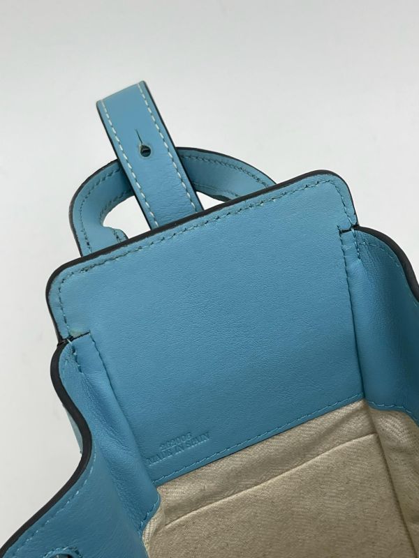 【95成新】LOEWE Mini Hammock 小牛皮 