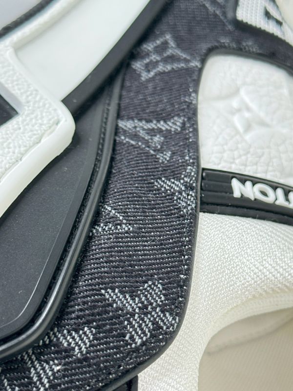 【分期0利率】LV Trainer 運動鞋  女段38號【未使用閒置品】 