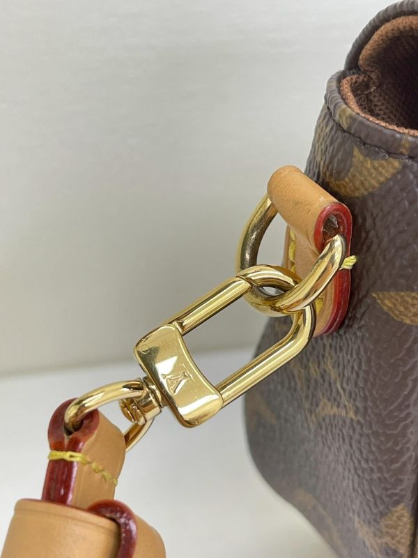 【95成新】LV  Wallet on Chain Ivy 