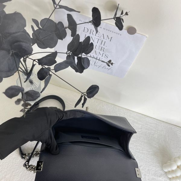 【12期0利率】CHANEL 山形紋 BOY 25 深藍【9成新】 