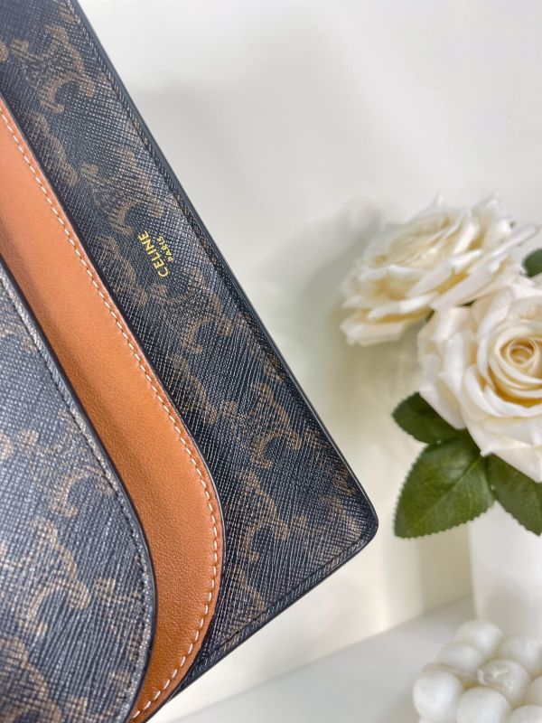 【分期0利率】CELINE TRIOMPHE凱旋門 STRAP WOC【95成新】 
