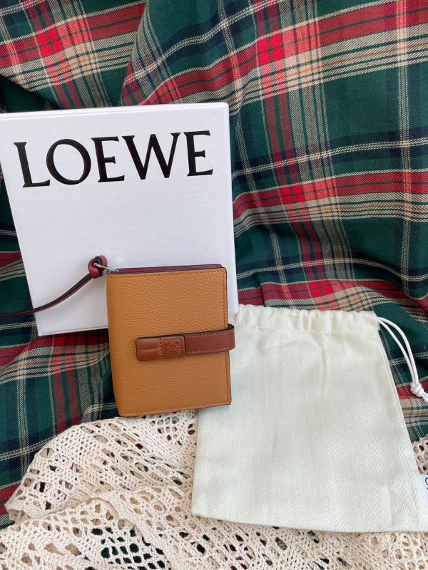 【6期0利率】【現金價】LOEWE 柔軟粒面小牛皮小型拉鍊皮夾 