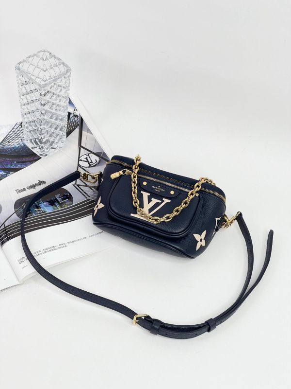 【99成新】LV Mini Bumbag 