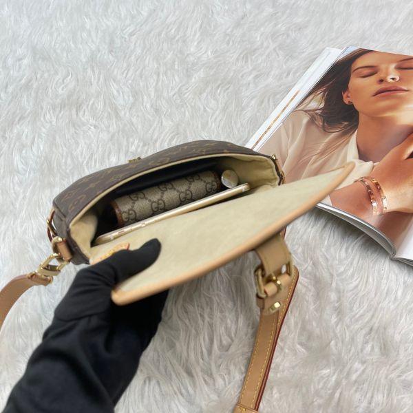 【12期0利率】LV Saumur BB【24年日本購證】【95成新】 