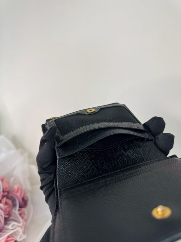 【分期0利率】YSL 魚子醬照片夾層兩折短夾【99成新】 