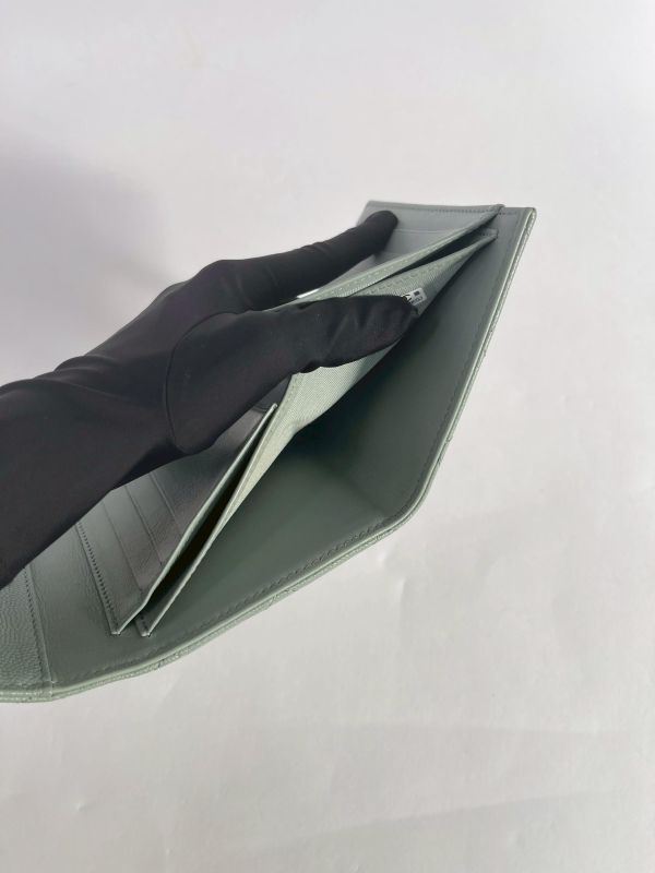 【9成新】CHANEL COCO 背面拉鍊三折短夾 