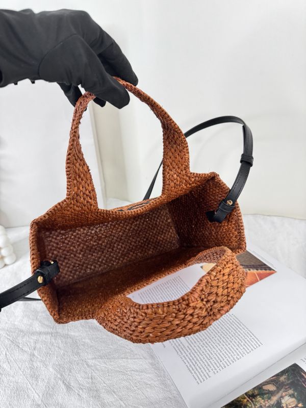 【分期0利率】LOEWE 小號拉菲草手提包【9成新】 