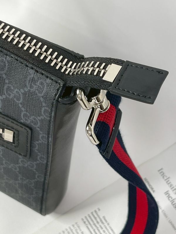 【99成新】GUCCI GG SUPREME 斜背包 