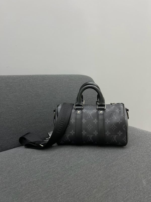 【95成新】LV Keepall Bandoulière 25 