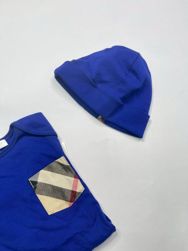 【未使用閒置品】BURBERRY 嬰兒包屁衣禮盒組 