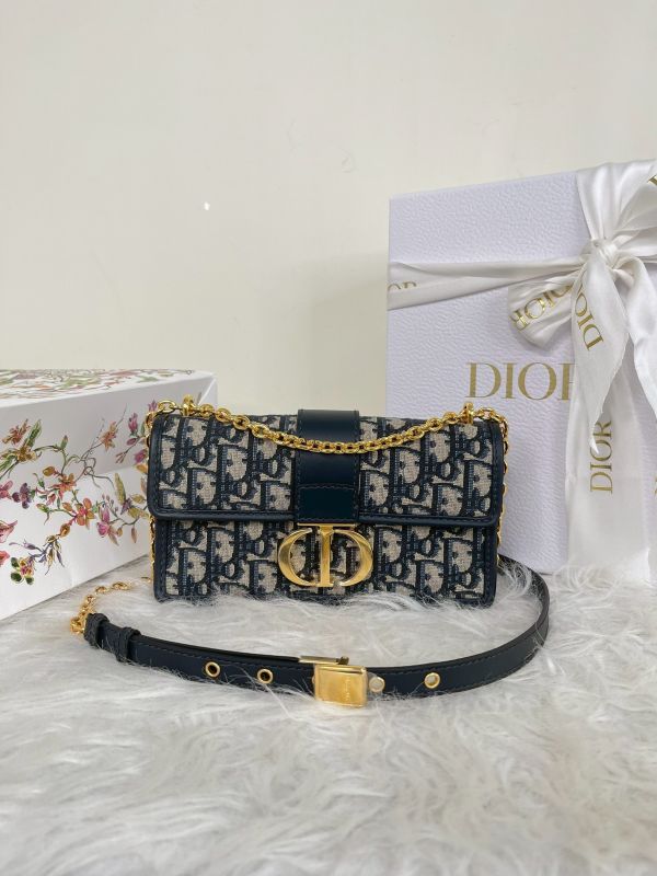 【分期0利率】DIOR 30 Montaigne East-West 附鏈帶包【全新品】 