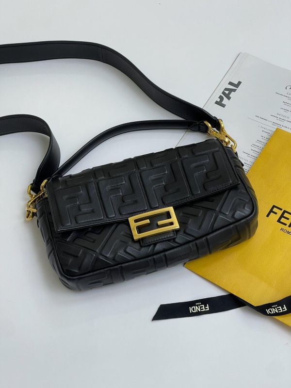 【95成新】FENDI Baguette 法棍包 中號 