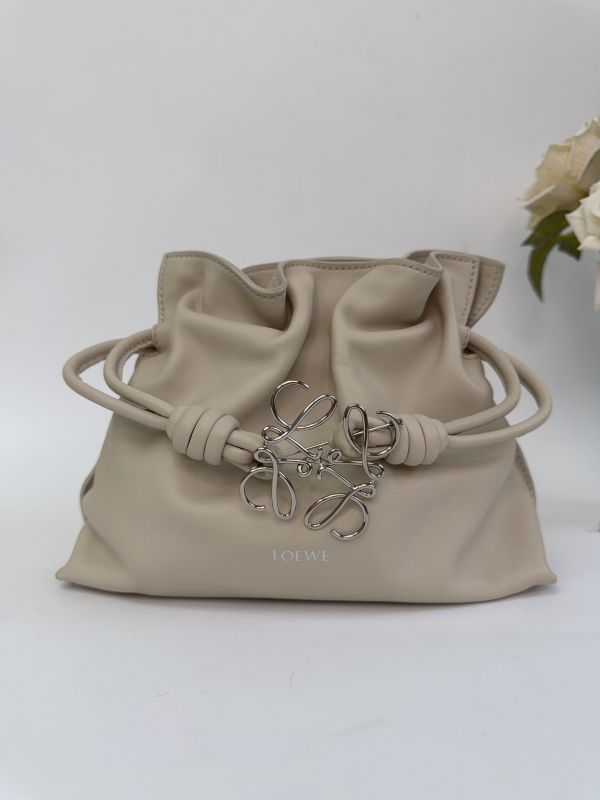 【99成新】LOEWE Anagram 金屬胸針 
