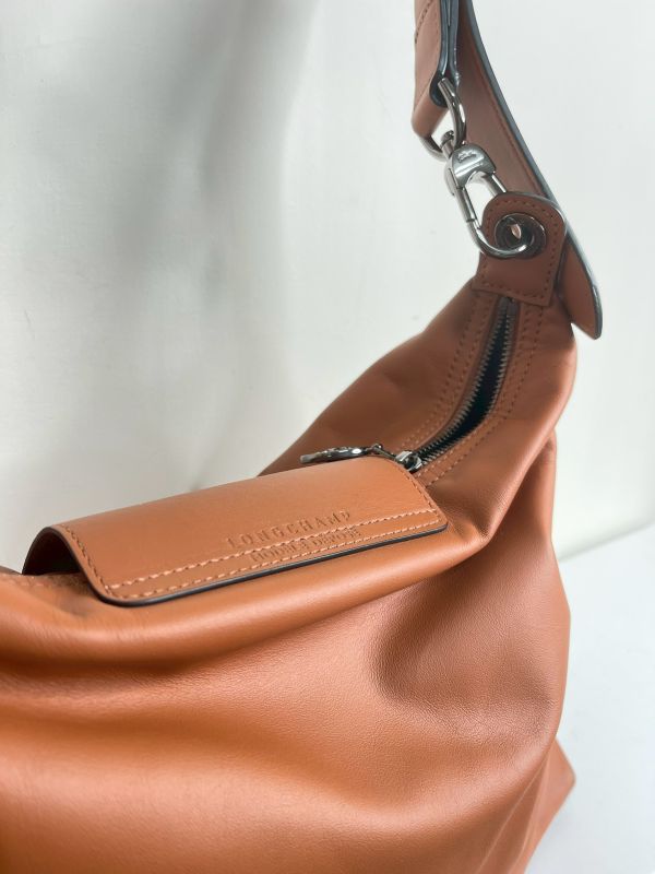 【分期0利率】LONGCHAMP Le Pliage Xtra 半月形單肩包 M【95成新】 