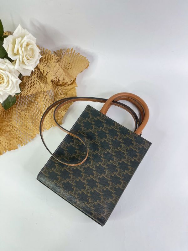 【分期0利率】CELINE老花琴譜包【99成新】 