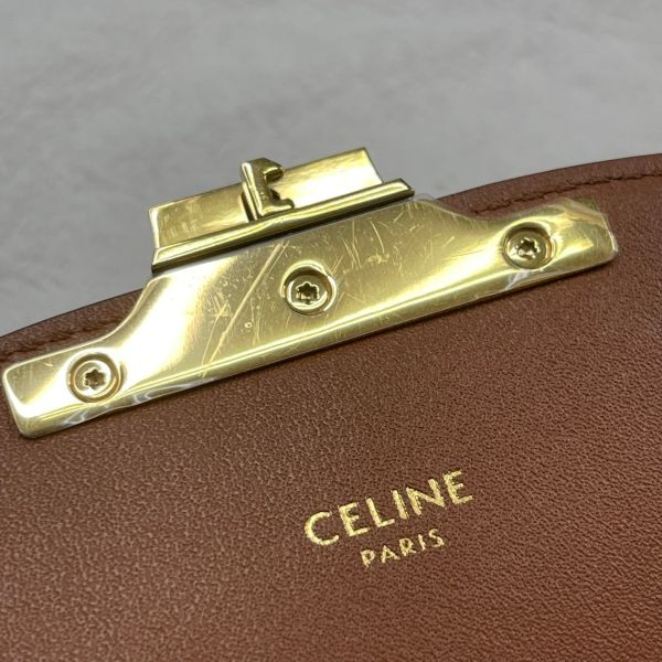 【12期0利率】CELINE 標誌印花及牛皮革TEEN TRIOMPHE手袋【99成新】 