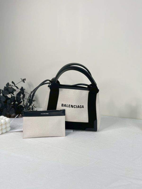 【分期0利率】Balenciaga Navy Cabas XS(背帶款)【99成新】 