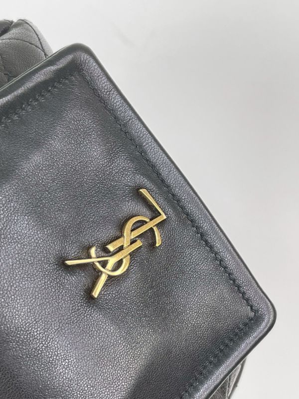 【分期0利率】YSL NOLITA 迷你鍊包【95成新】 