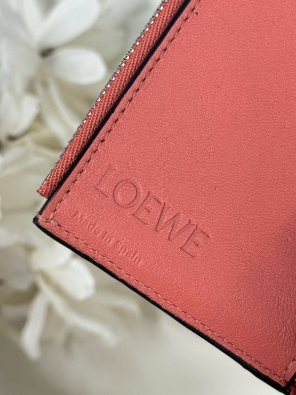 【分期0利率】LOEWE 粒面小牛皮小號豎款錢包【95成新】 