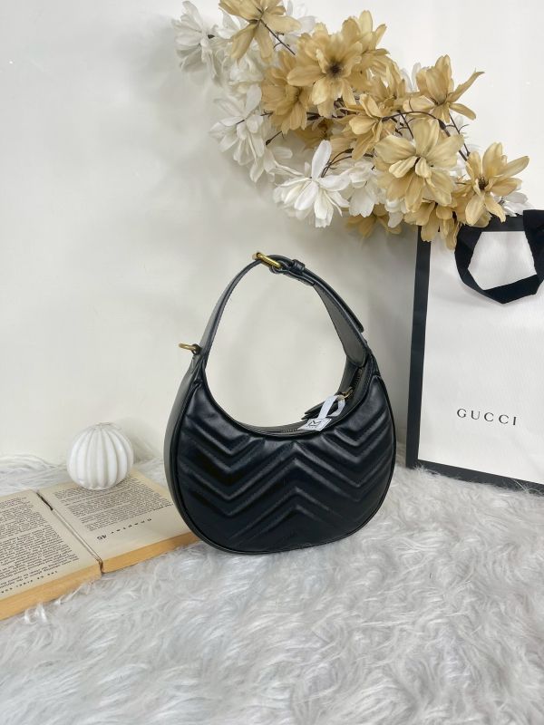 【分期0利率】GUCCI MAROMOT 半月包【95成新】 