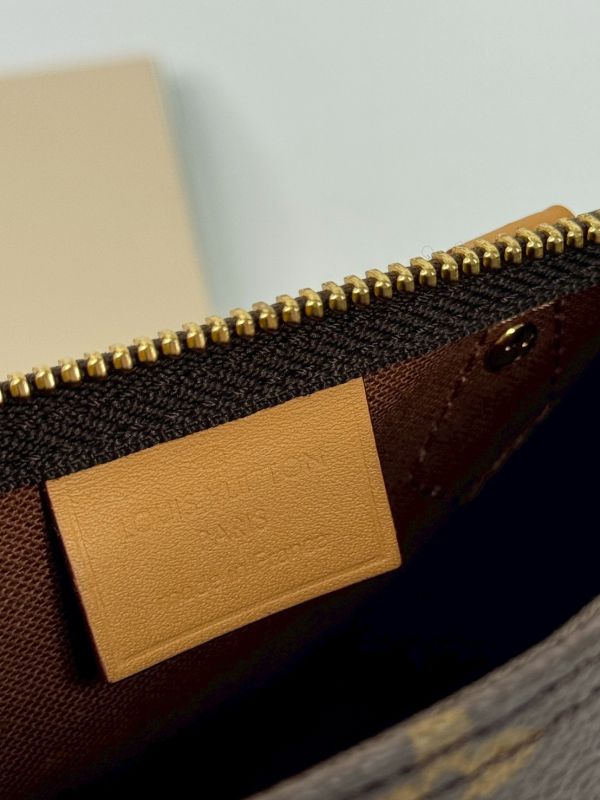 【99成新】LV NANO SPEEDY 