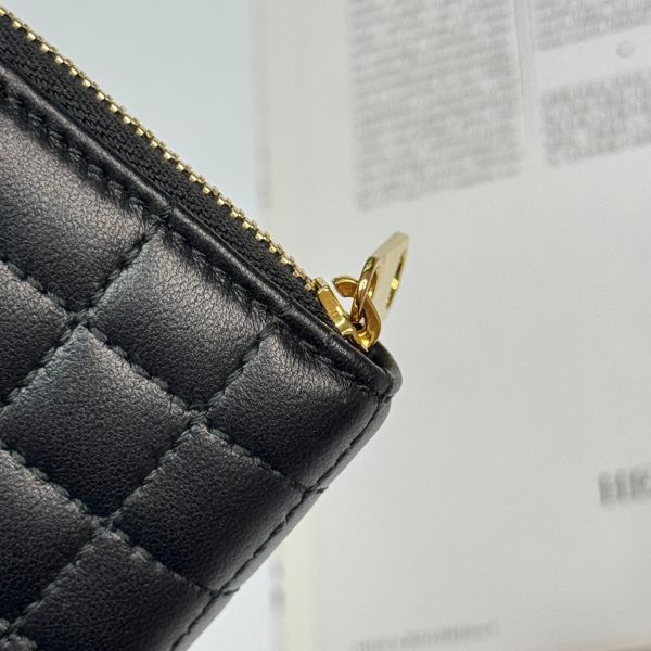 【12期0利率】BURBERRY Lola 衍縫拉鍊零錢包 黑/淡金扣【95成新】 