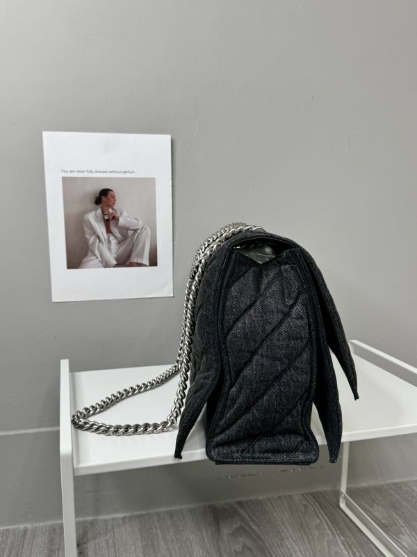 【分期0利率】BALENCIAGA CRUSH 绗縫牛仔沙漏包 中號【99成新】 