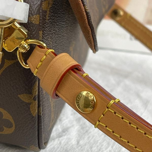 【12期0利率】LV Wallet on Chain Ivy 【99成新】台灣23年購證 