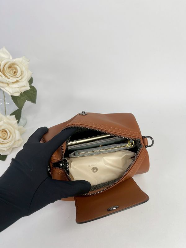 【未使用閒置品】LONGCHAMP LE PLIAGE XTRA系列牛皮圓筒斜背包 