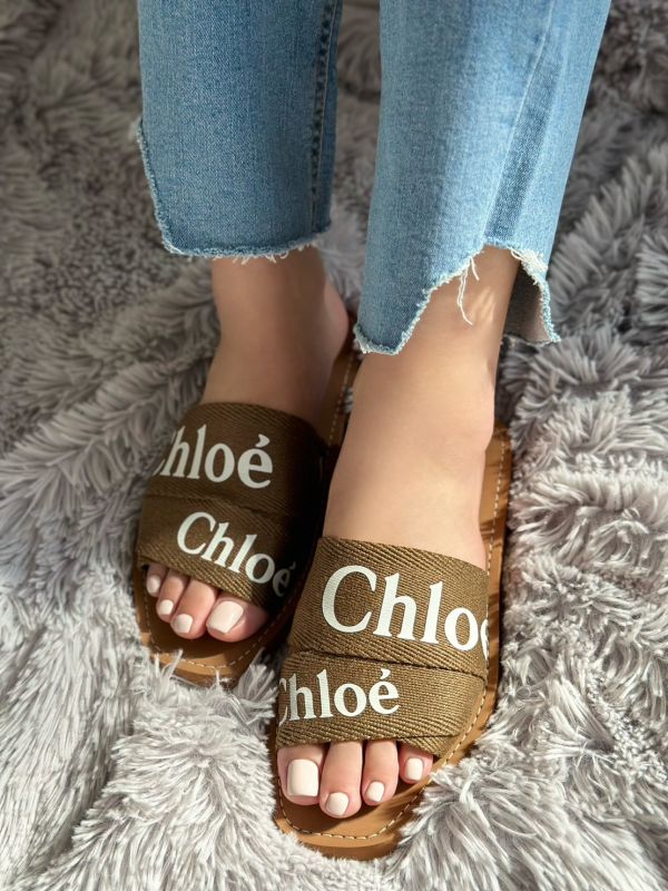 【12期0利率】【全新品】Chloé  橄欖綠繃帶字母拖鞋 現金價9300 