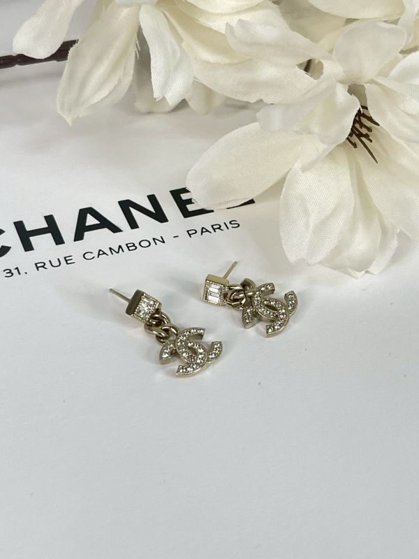 【分期0利率】CHANEL 方型水鑽及鍊條垂墜耳環【未使用閒置品】 