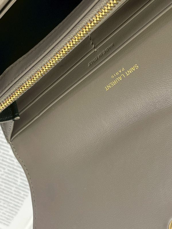 【95成新】YSL CASSANDRE小羊皮大信封長夾 