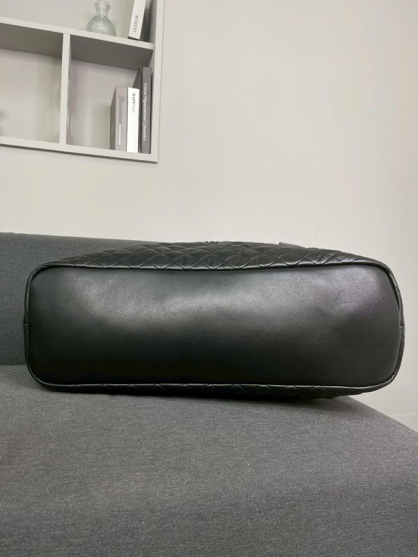 【99成新】YSL GIANT 绗縫牛皮旅行袋 