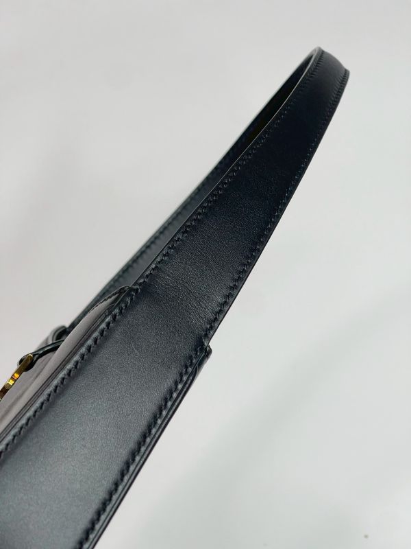 【99成新】YSL le 5 à 7滑面 